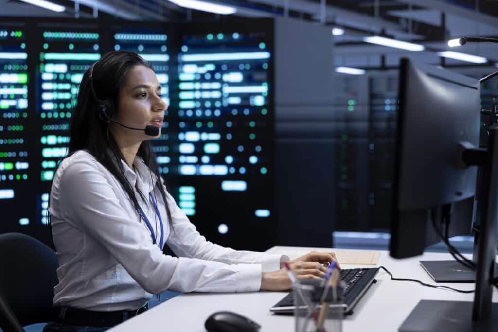 IT support technician providing IT support in a Network Operations Centre